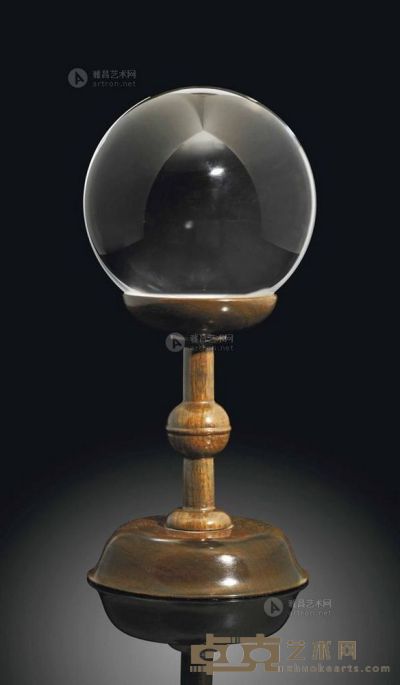 清未（1644-1911） A ROCK CRYSTAL SPHERE 直径11.7cm