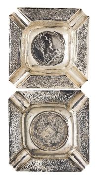 镶1780年奥匈帝国银币方形烟蒂盏一只