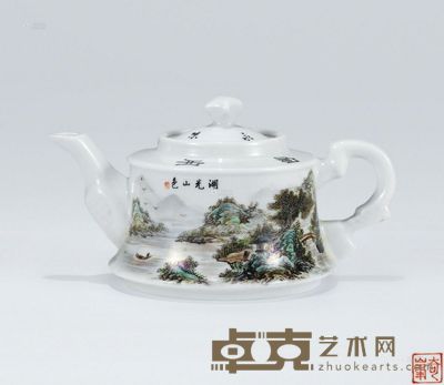 石奇峰 粉彩山水执壶 <em>高9.0cm</em>