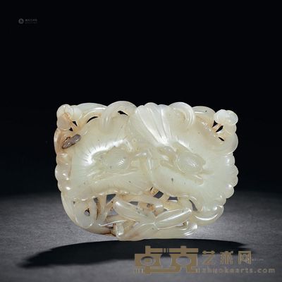 明以前 青白玉圆雕荷塘双龟笔舔 <em>长9.3cm</em>