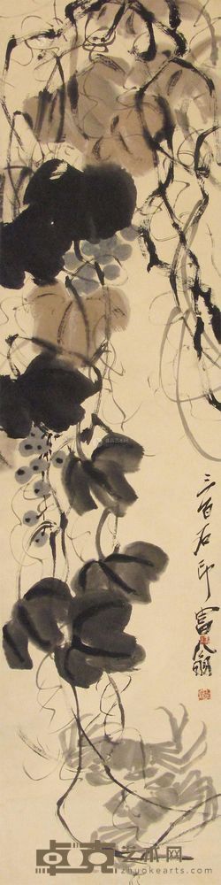 齐白石 葡萄螃蟹 立轴 <em>134×33cm</em>
