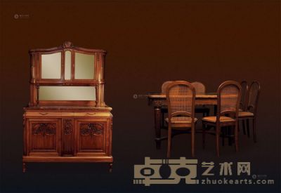 十九世纪 核桃木 Walnut 餐厅 （八件套） <em>柜205×146×55cm；桌75×132×104cm；椅96×43×