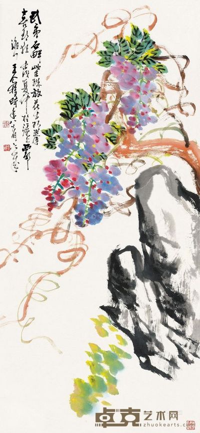 王个簃 壬戌(1982)年作 紫花千藤 立轴 <em>93×43cm</em>