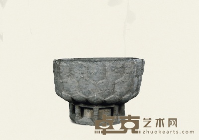 元·青石莲瓣纹石盆 93×93×67cm