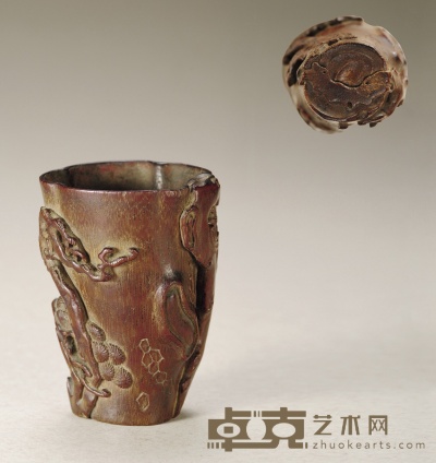 清早期·竹雕松树杯 高：9cm 口径：6.5cm