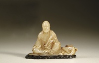 清·寿山白芙蓉雕持卷罗汉像