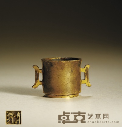 清·清玩款戟耳筒式炉 高:4.6cm 口径:5.2cm 重:178g
