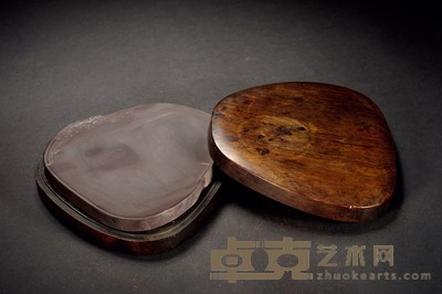 清·夔龙纹随形双面端砚 15×13.5×2.2cm
