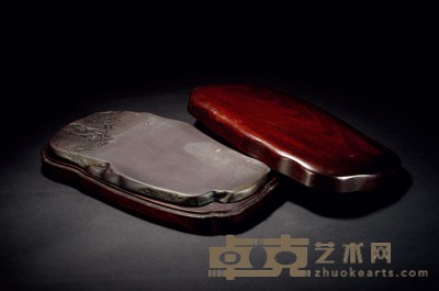 林文举刻牡丹纹老坑端砚 30.8×17.3×2.5cm