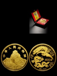 1990年20盎司龙凤纪念金币
