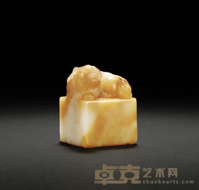 寿山芙蓉石古兽钮章 3.4×3.4×4.5cm
