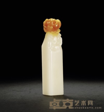 寿山汶洋石巧色牡丹钮章 1.6×1.9×7.9cm