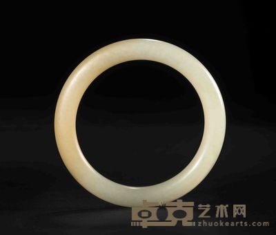 玉镯 直径8.2厘米 内径6.1厘米