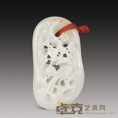 玉留皮刻梅挂坠 76×42 cm