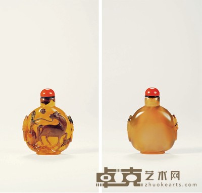 清·影子玛瑙巧雕照夜白骏马图 带盖高:6.5cm