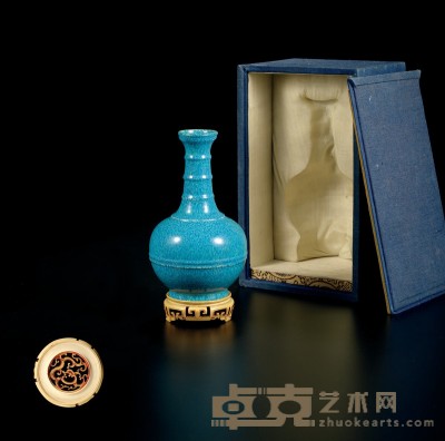 清乾隆·炉钧釉弦纹瓶 带座高：18.6cm高：16.4cm