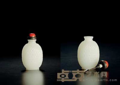 清·白玉雕簸箩纹鼻烟壶 带盖高:7.8cm