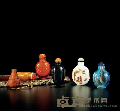 清·各式鼻烟壶一组六件 尺寸不一数量:六件