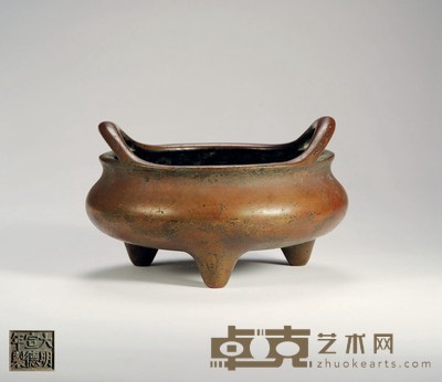 清·宣德款桥耳炉 高:10.1cm口径:15.3cm重:1737g