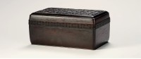 清·紫檀雕变形夔龙纹方盒