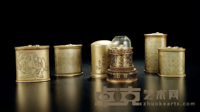 清·白铜制人物烟盒一组五件 尺寸不一数量:5个