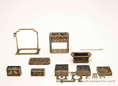 清康熙 宫廷造办处铜鎏金香盒组套 高： 10.5cm