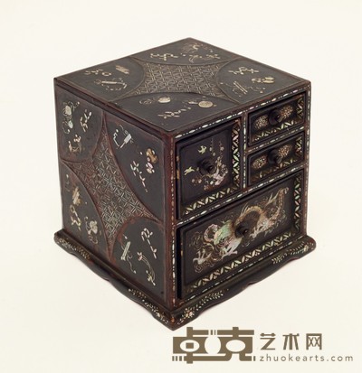 清 黑漆嵌螺钿香具盒 高:15cm