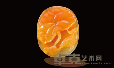 黄龙玉鱼戏莲挂牌 6.5×5.2
