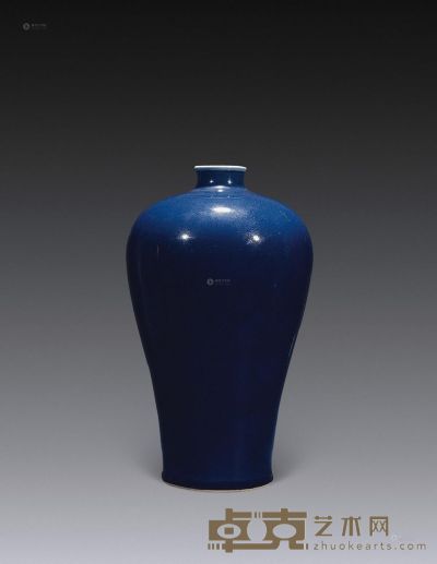 清乾隆 祭蓝釉梅瓶 高34cm