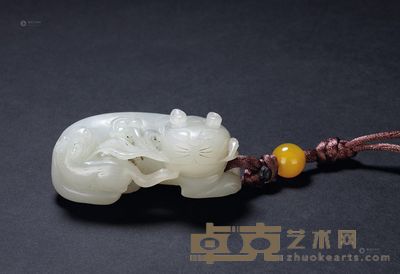 清 青白玉如意双獾 长6.5cm