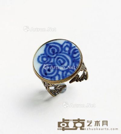 清康熙 青花花卉纹古瓷戒指 戒面直径4cm