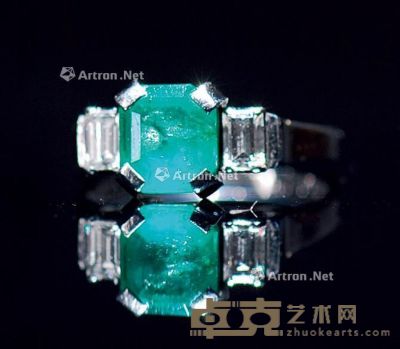 珠宝翡翠 Pt900铂金镶祖母绿钻石戒指 
