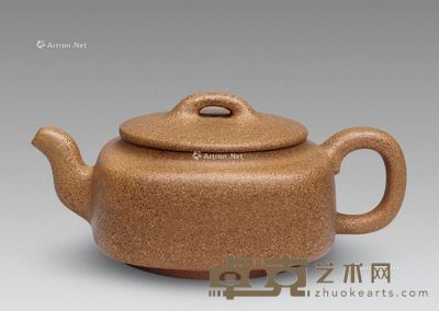张兴泉 集宝四方壶 高8cm；长19cm