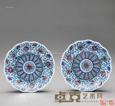 清嘉庆 斗彩花卉盘 （一对） 直径15.6cm