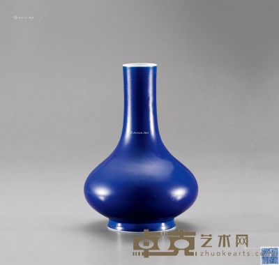 清乾隆 霁蓝釉荸荠瓶 高26.5cm