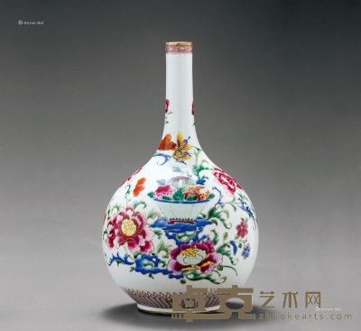 清雍正 粉彩花卉胆瓶 高31.5cm