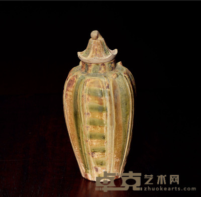 点彩八方瓶 高：16cm