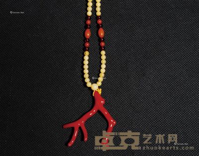 阿卡级珊瑚随形挂件 重9.64g
