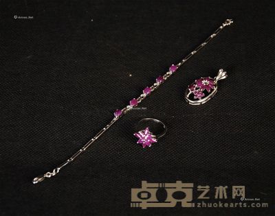 红宝石首饰 (一套) --