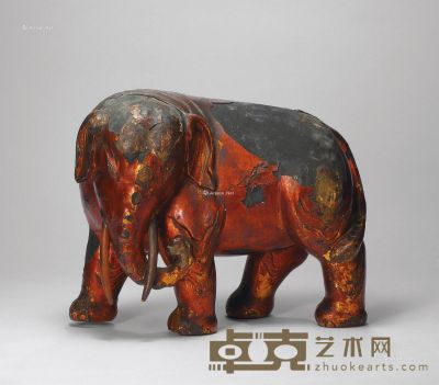 清乾隆 木胎漆金大象摆件 长31cm
