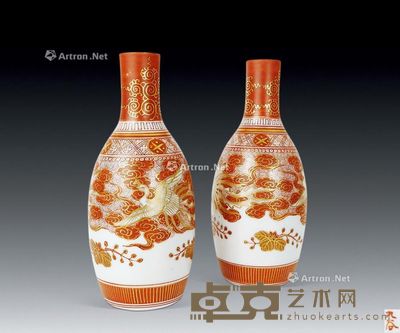 九谷烧珊瑚红描金云凤纹小瓶 （一对） 高16cm