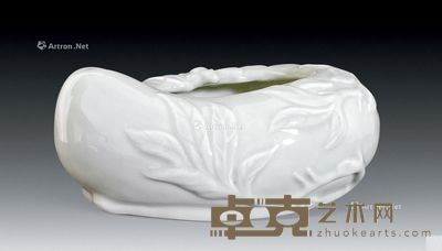 豆青釉桃形笔洗 宽26cm