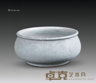 仿哥窑香炉 （一件） 高10cm；直径20.5cm