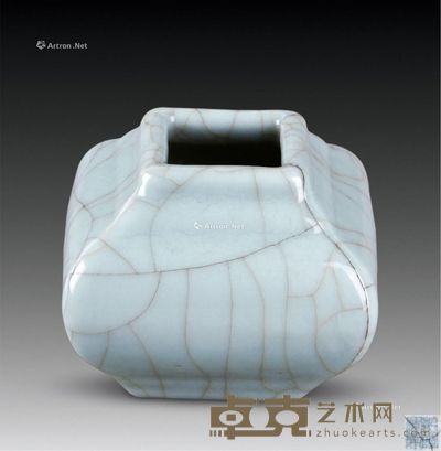清 仿官窑方口小洗 （一件） 高5cm