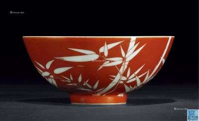 清道光 矾红彩留白竹纹碗