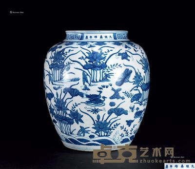 明嘉靖 青花莲池鸳鸯纹大罐 直径20.4cm；高38.0cm