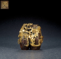 清乾隆·铜鎏金螭龙纹双联瓶