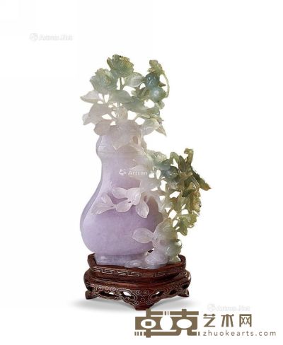 翡翠雕花卉纹盖瓶 --