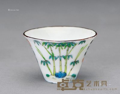 清 粉彩诗文马蹄杯 直径5.9cm；高3.8cm