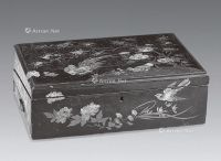 19世纪 中式珍珠贝母镶嵌黑漆旅行写字台